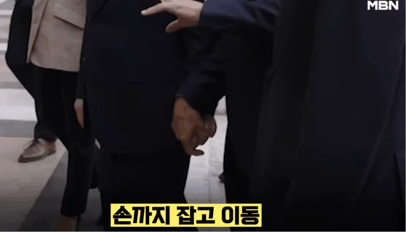 머쓱 이재용