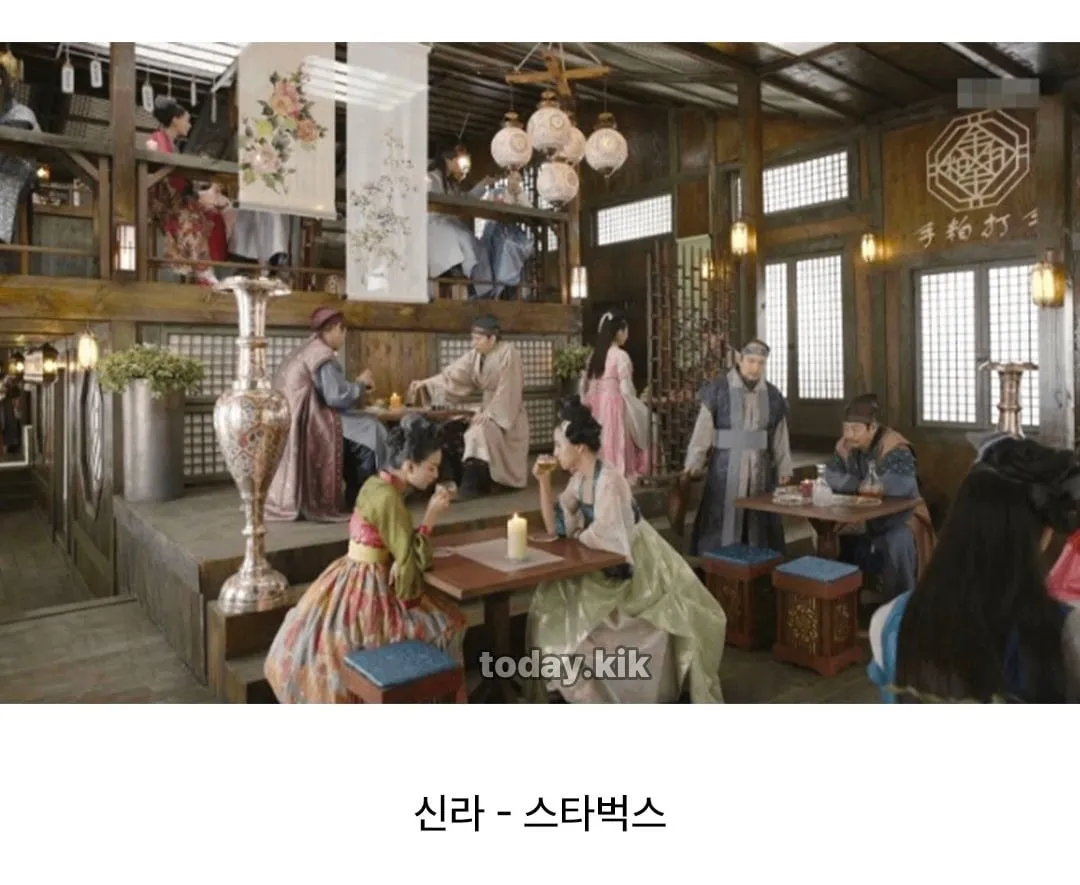 퓨전사극을 하려면 아예 뻔뻔 해야함.jpg