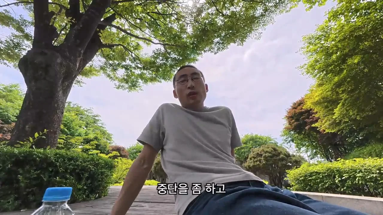 해외여행으로 가진돈 다 써버린 여행 유튜버 근황 (47)
