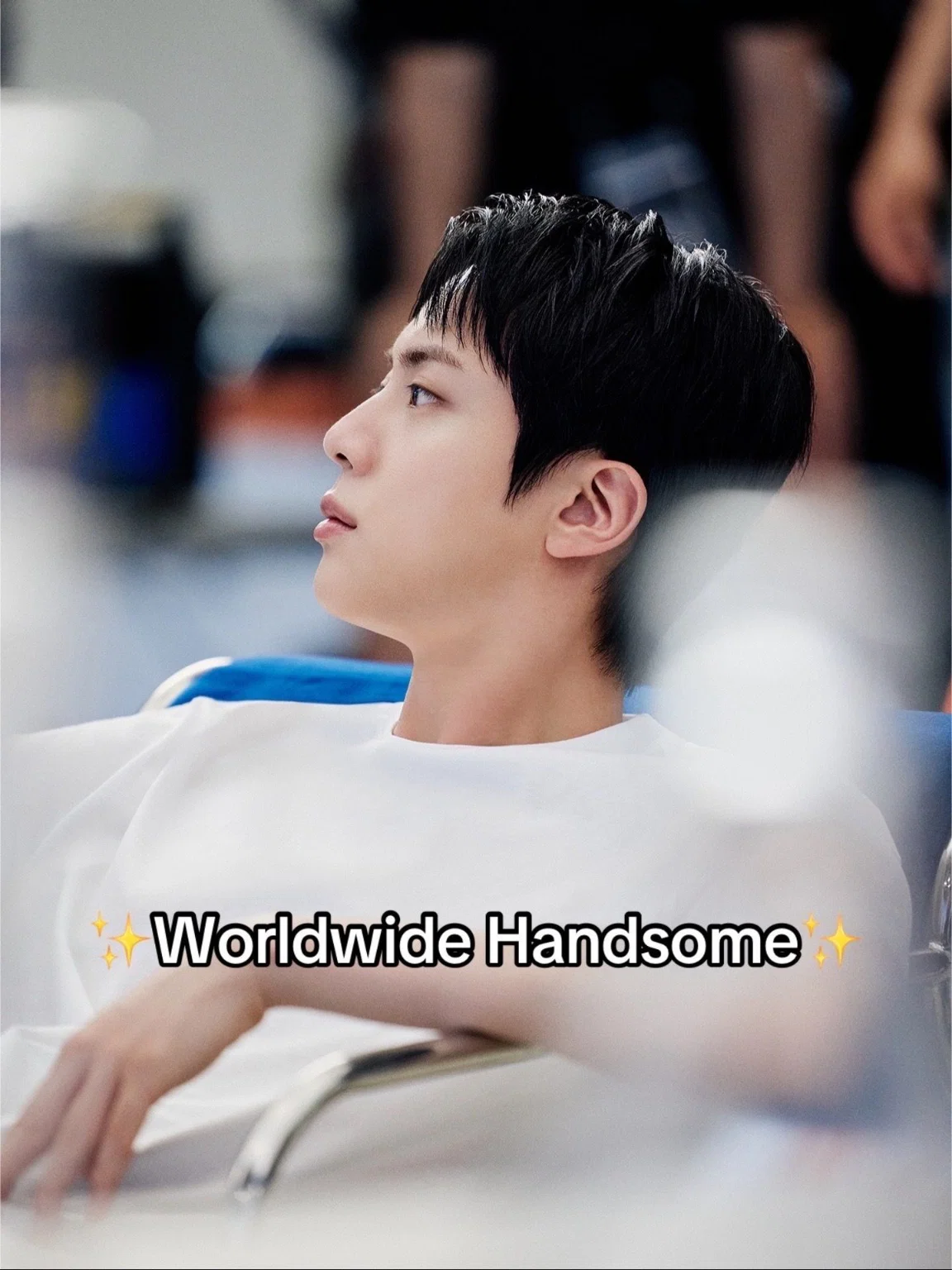 방탄소년단 진 얼굴 활용 잘하는 라네즈.jpgif (feat.뉴짤) (5)