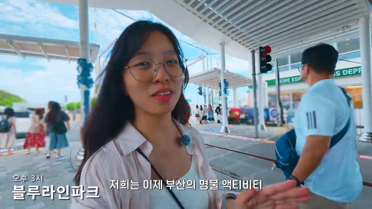 지금 부산에 여행온다고 외국인들이 몰리는 이유 (49)