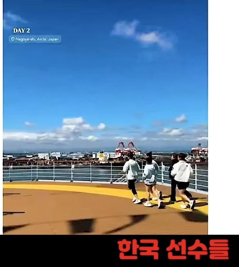 크루즈에서 연습하는 선수들 (11)