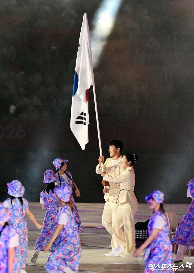 나고야 아시안게임 대한민국 선수단 입장 모습 (2)
