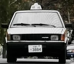 오래된 택시를 수상히 여겨야 하는 이유.jpg