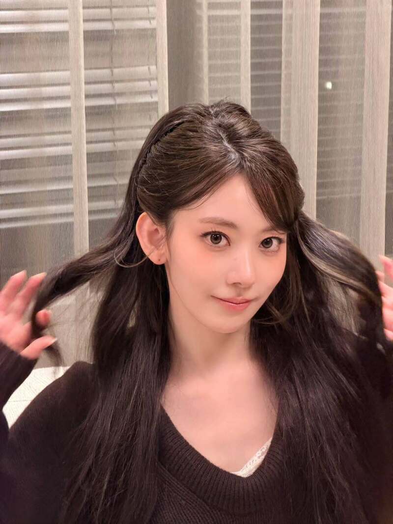 사쿠라 언더붑 (르세라핌)