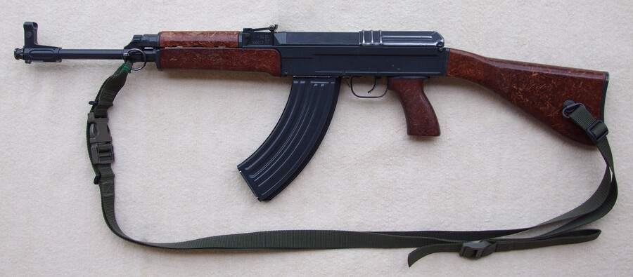 이중에 AK-47은 없다!