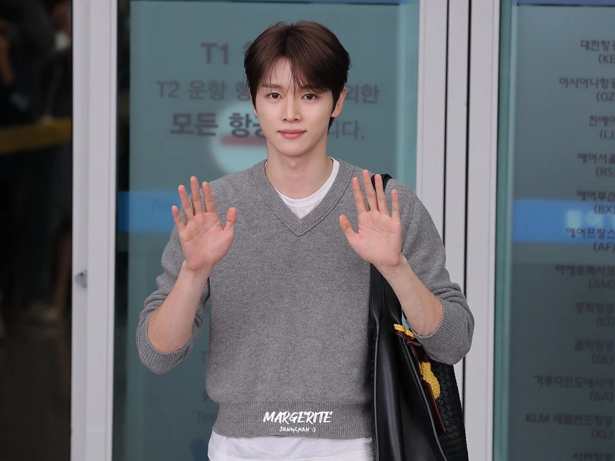 실시간 밀라노로 출국하는 라이즈 성찬 (보테가베네타) (5)