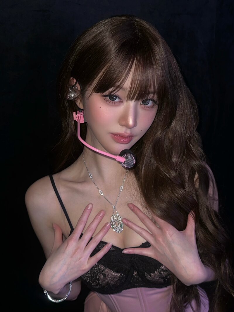 장원영 (아이브) (2)