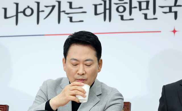 [속보] 장동혁 "2억 오피스텔 안팔려…누구처럼 똘똘한 한 채 아니라"