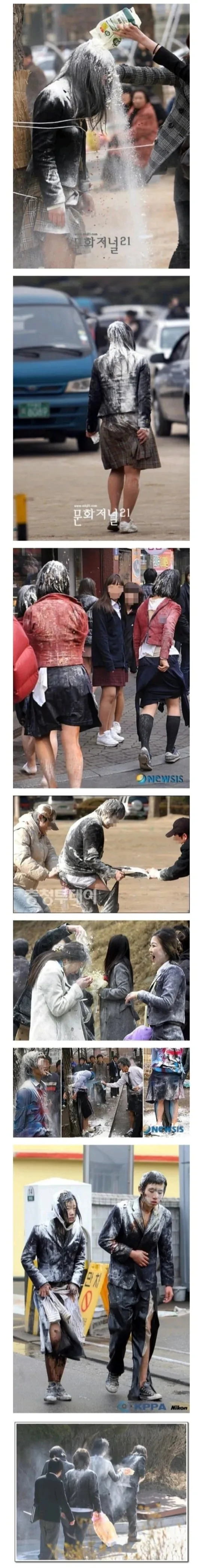 중학교 졸업식날에 졸업생들 물건을 압수한 선생님 (4)