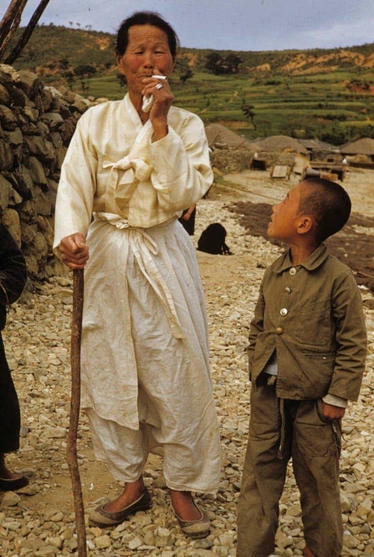 싱글벙글 세계 최빈국 시기, 1950년대 대한민국 컬러사진 모음 (25)