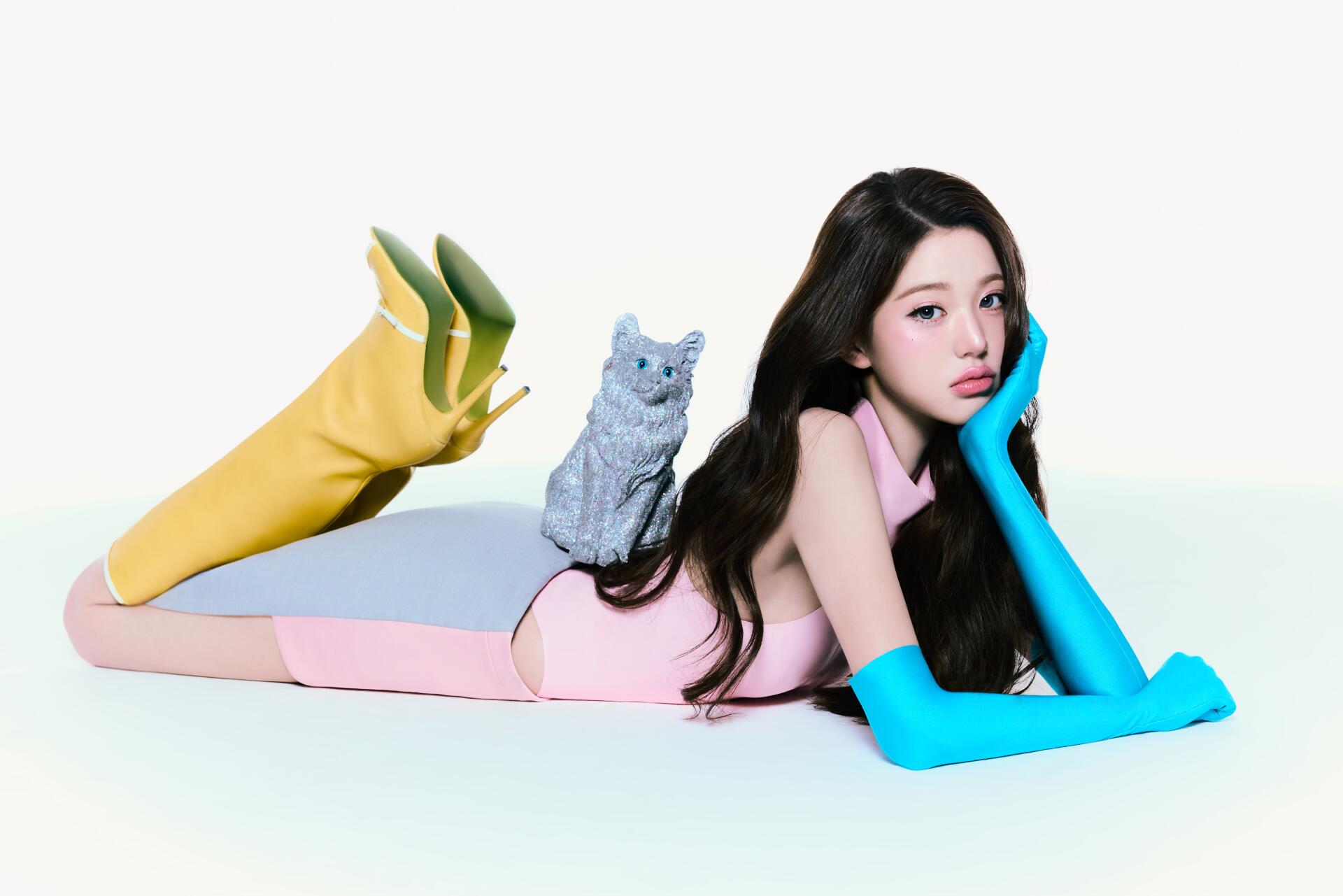 아이브 IVE EP <Looks Can Kill> ‘GIRL HERO’ Concept Photo 장원영 이서 리즈 (7)