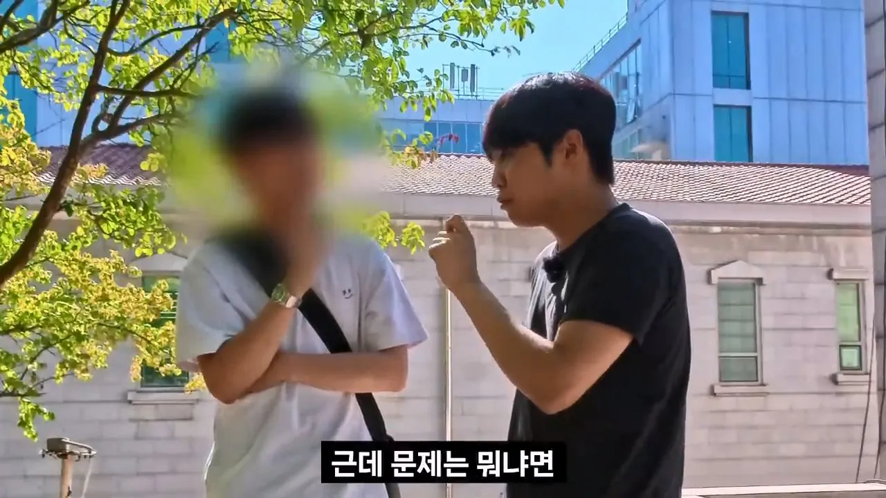 종교는 인간이 만들었다는 서울대생, 목사는 답할 수 있을까.mp4_20261001_153011.129.jpg 서울대생이 목사에게 말하는 종교는 인간이 만든것이라는 이유