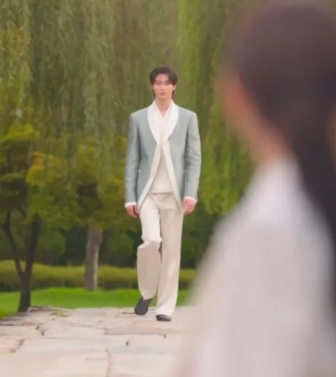걷는것도 연기력이 필수인 이유gif