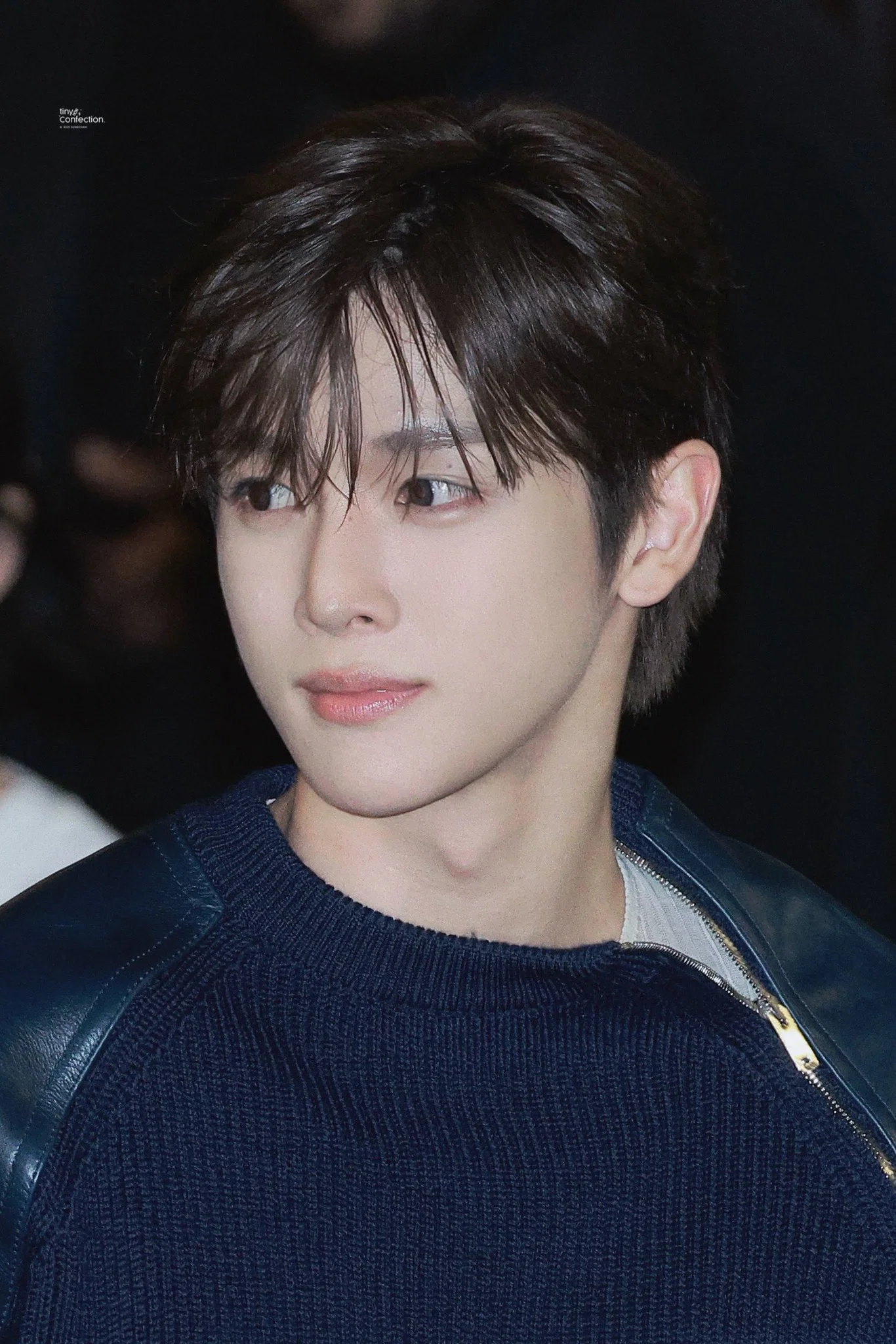실시간 밀라노🇮🇹 보테가 베네타 쇼 참석한 라이즈 성찬 (21)