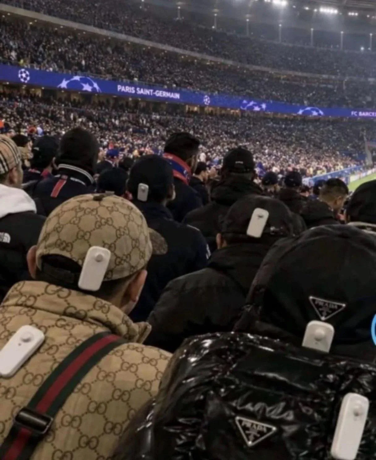 IMG_7520.jpeg 레딧펌) 오늘자 PSG 홈 관중석 ㄷㄷㄷ