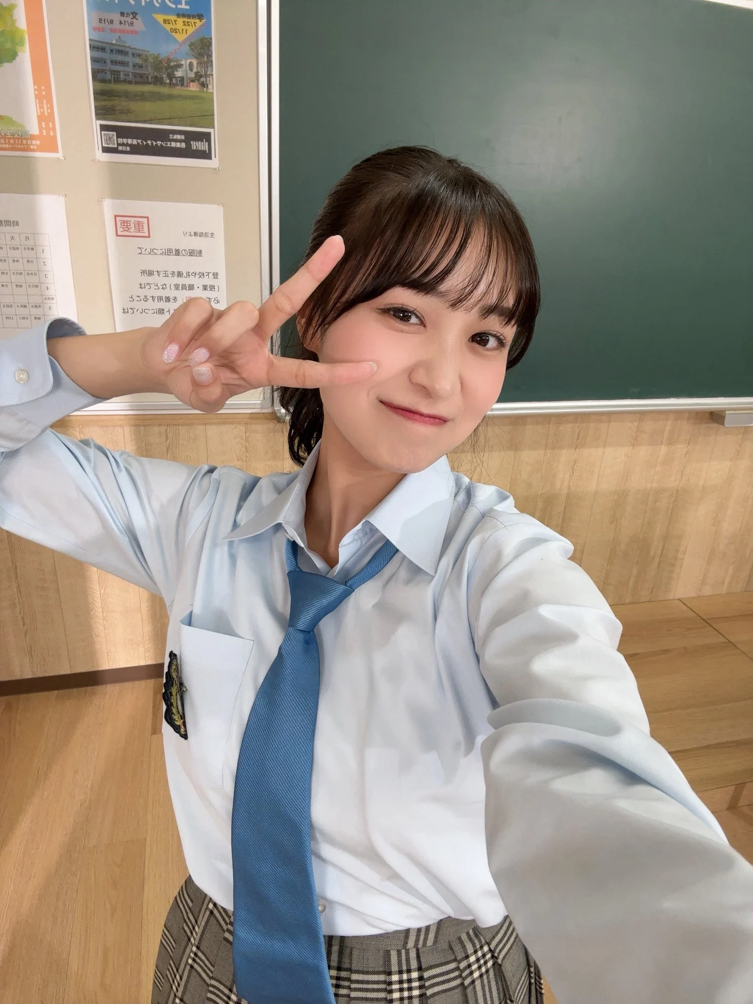 ㅇㅎ) 일본 전직 학원 1타 강사 몸매 수준 (3)