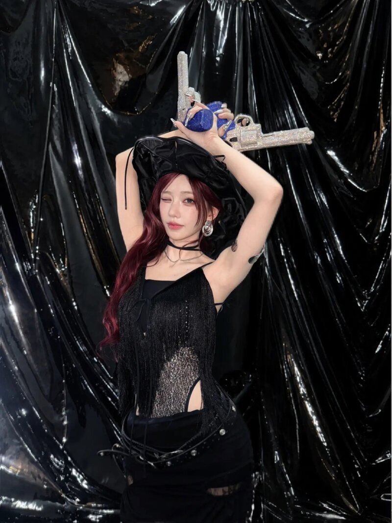 QWER 마젠타 (6)