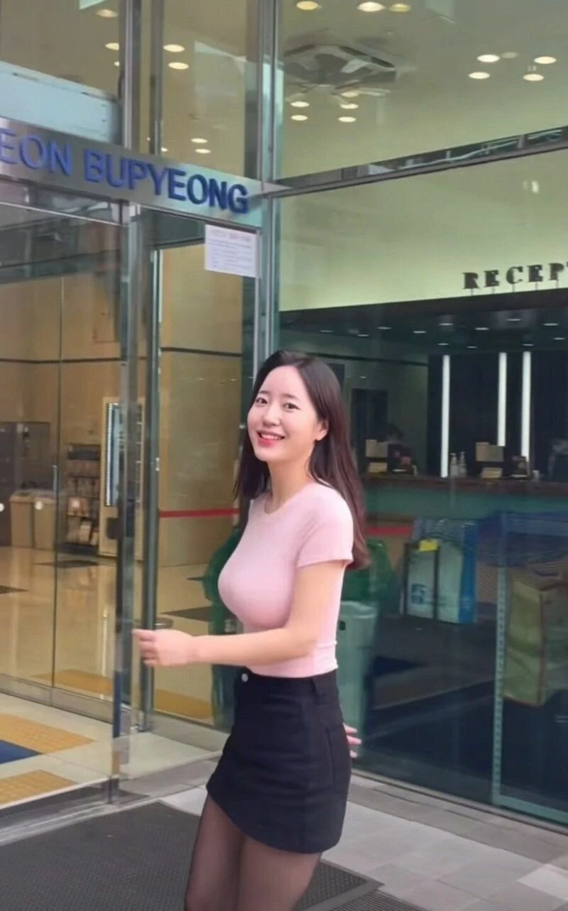 엄마가 비키니 사진 올리라고 용기를 줌 (2)