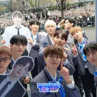 오늘자 워너원 단체셀카.