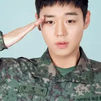 박지훈이 8개월 촬영 내내 낯가렸다는 머리스타일.jpgif