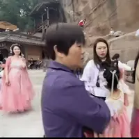 중국 쓰촨성에서 인기몰이중이라는 선녀 체험