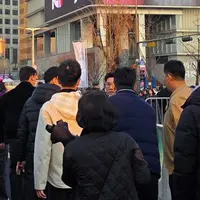 광화문 무대 현장에 도착한 방시혁