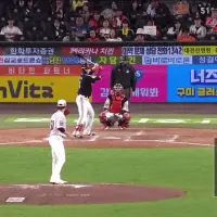 [KBO] 김경문 OUT