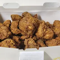 혀는 안매운데 항문이 매운치킨들..