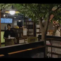 논란의 <모자무싸> 장면 오픈된 만화카페임...